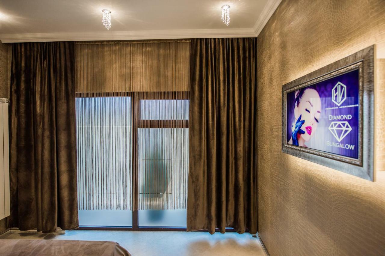H & V Residence - Diamond Bungalow Apartment Arad Extérieur photo
